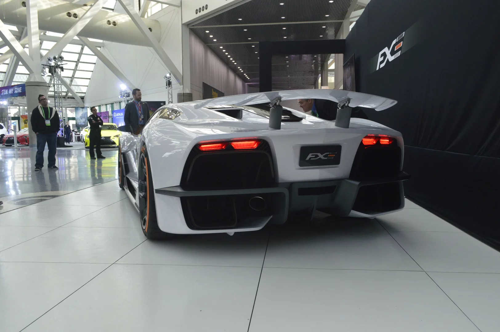 Aria's new FXE hypercar made its debut at the 2017 LA Auto Show