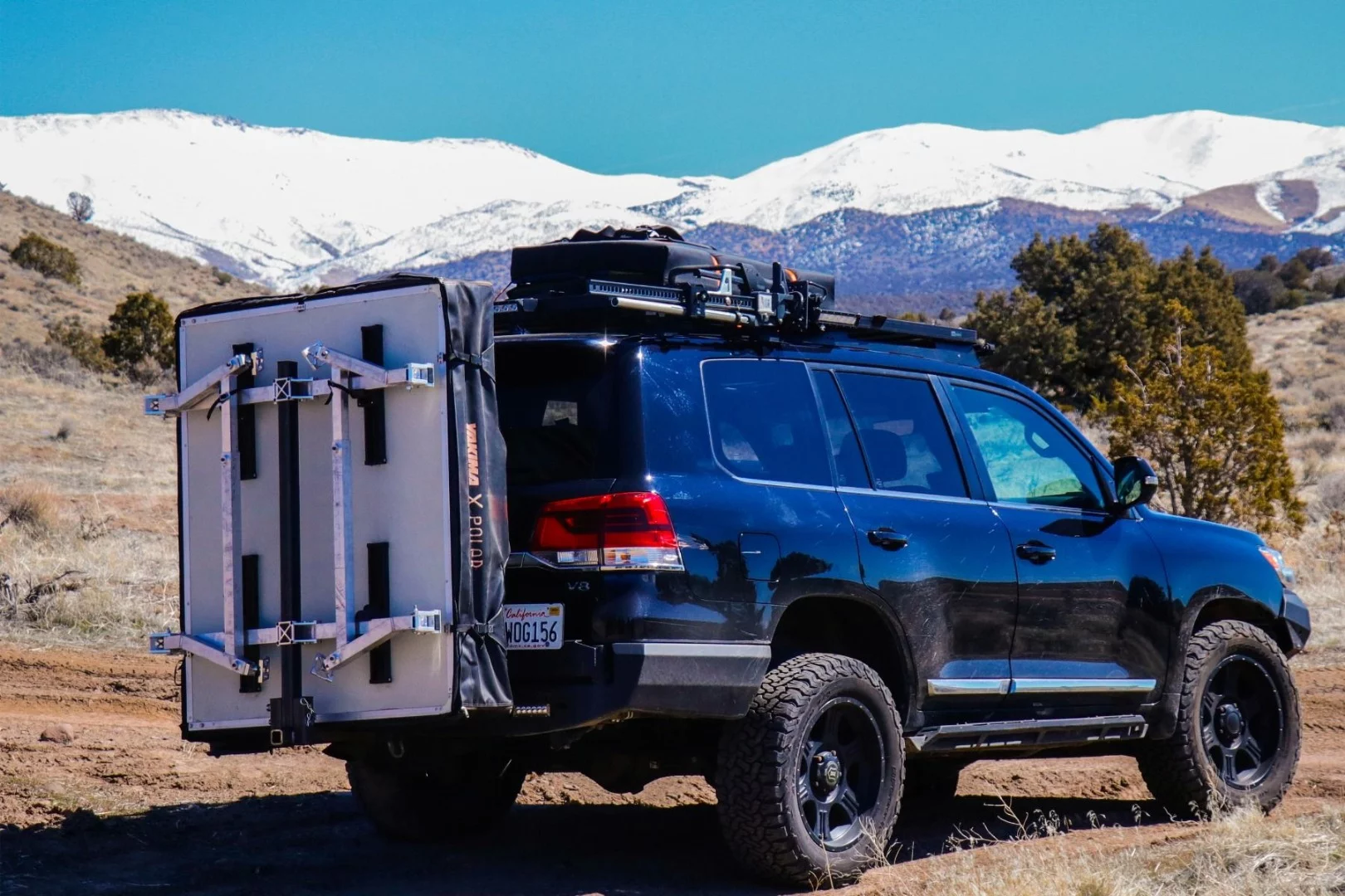 The Hitch Tent system pulls the RTT weight and bulk off the roof