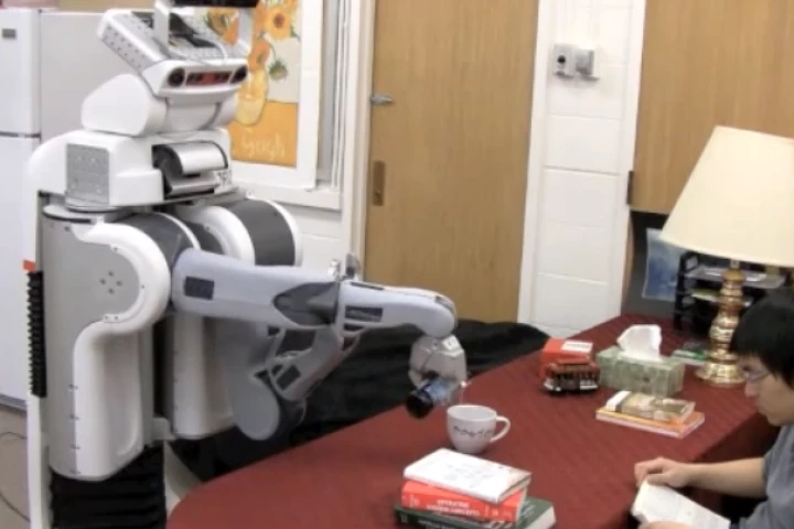 The anticipatory robot pouring beer