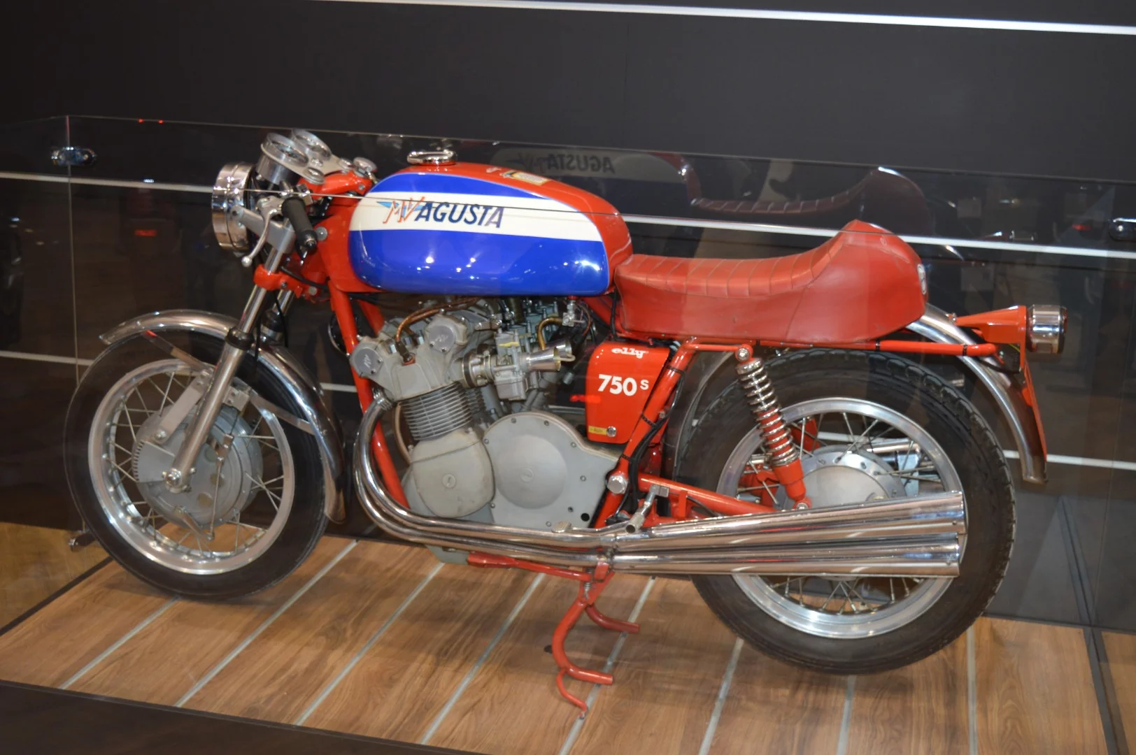 In case anyone was wondering where MV Agusta drew inspiration for the Dragster 800RR America, here's the original