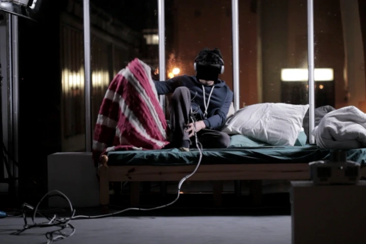 British artist Mark Farid is pledging to spend 28 days isolated inside virtual reality