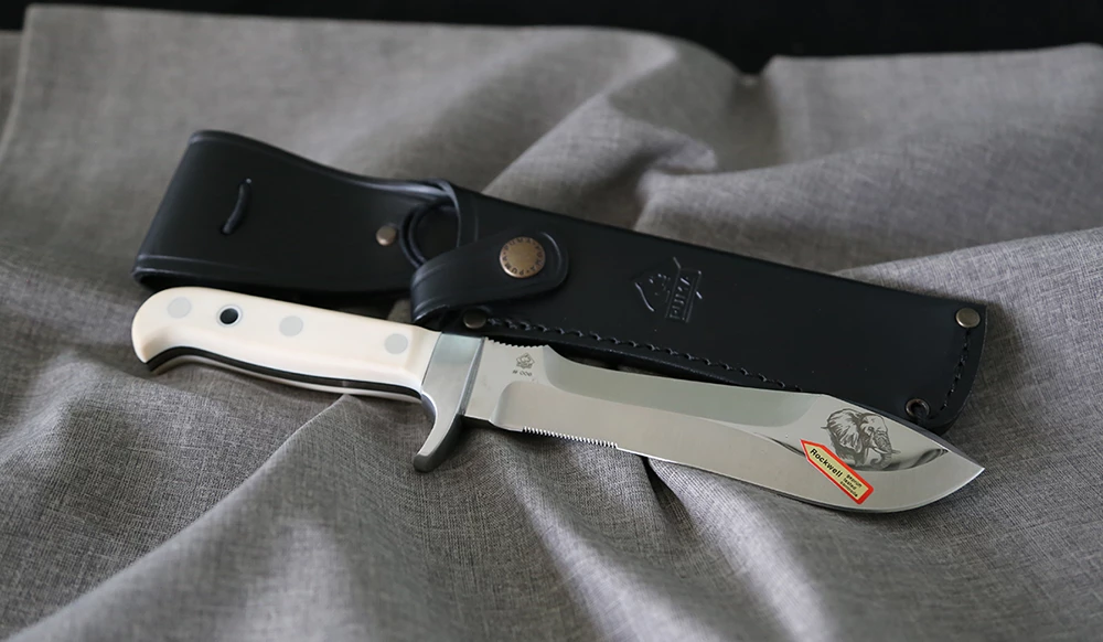 The Elephant edition with olive wood handle