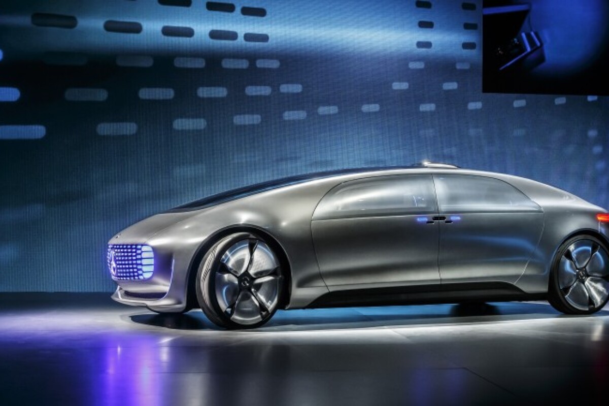 A section of the A9 autobahn is to be set up for testing autonomous vehicles like (we hope) Mercedes-Benz' spectacular F 015 concept