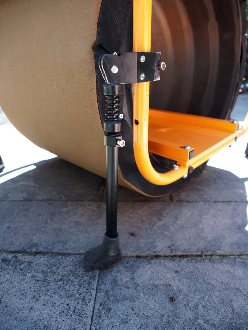 The kickstands are height-adjustable