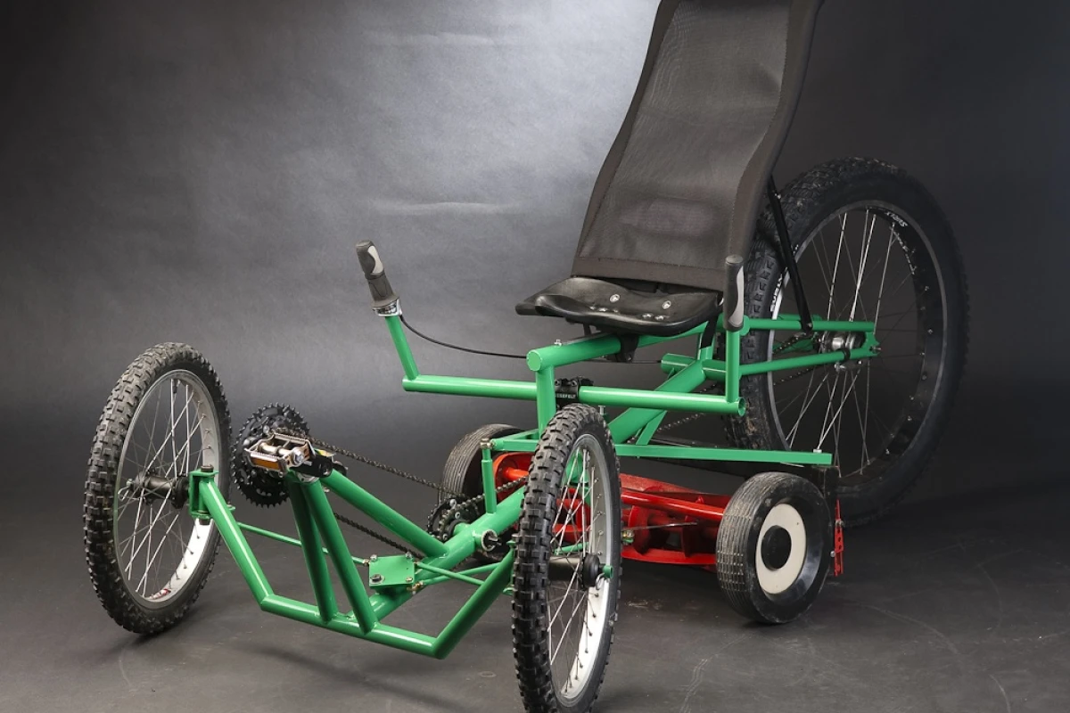 The Mow Cycle human-powered riding mower (Photo: Justin Steiner, Dirt Rag magazine)