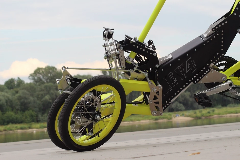 The front wheels in full tilt mode