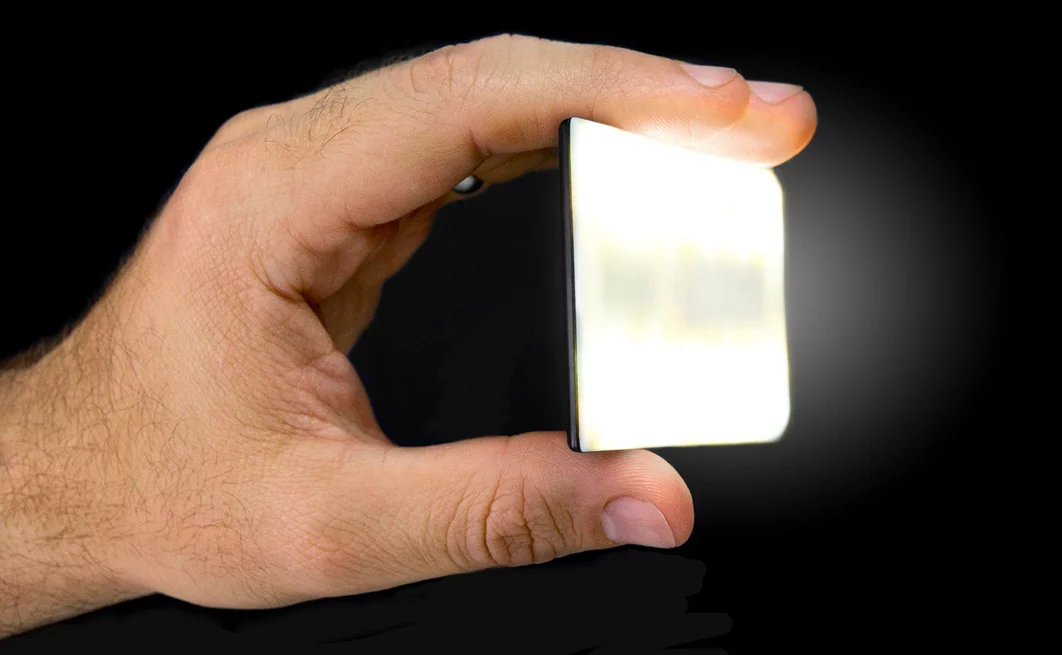 It incorporates 40 points of light behind a diffusing filter, as opposed to the iPhone's single-point undiffused flash