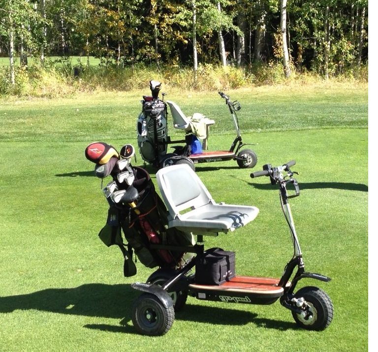 GoCaddy turns an electric scooter into a golf cart