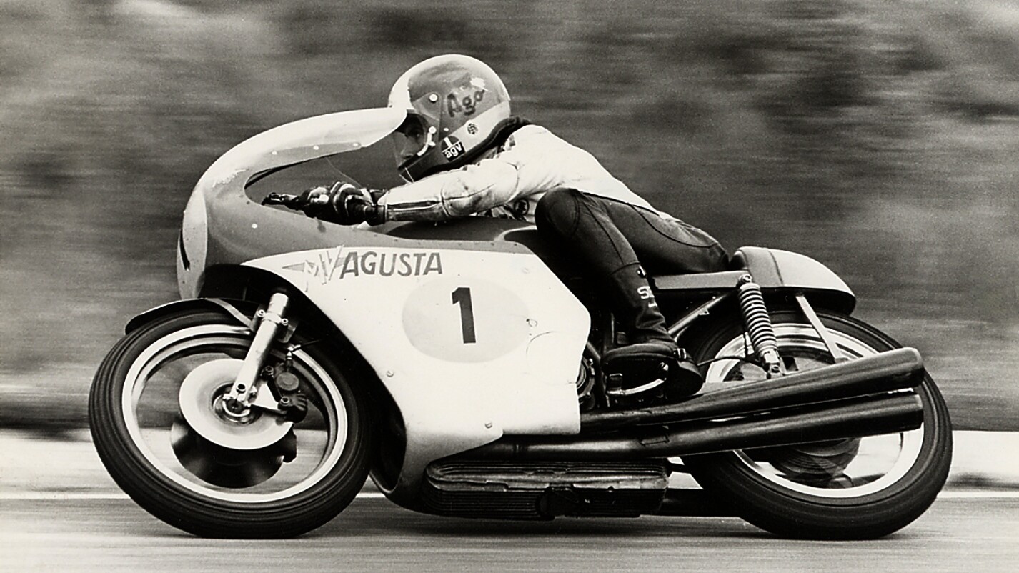 Agostini on the MV Agusta 350/4