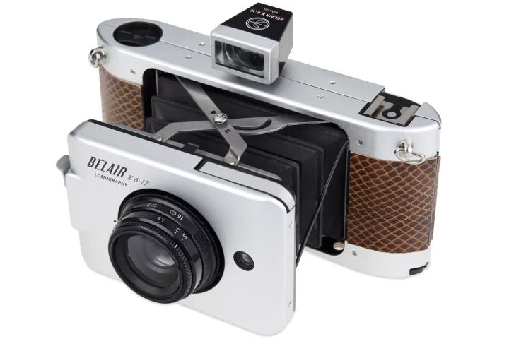 The Belair X 6-12 pairs 120 (medium format) film with interchangeable quality optics