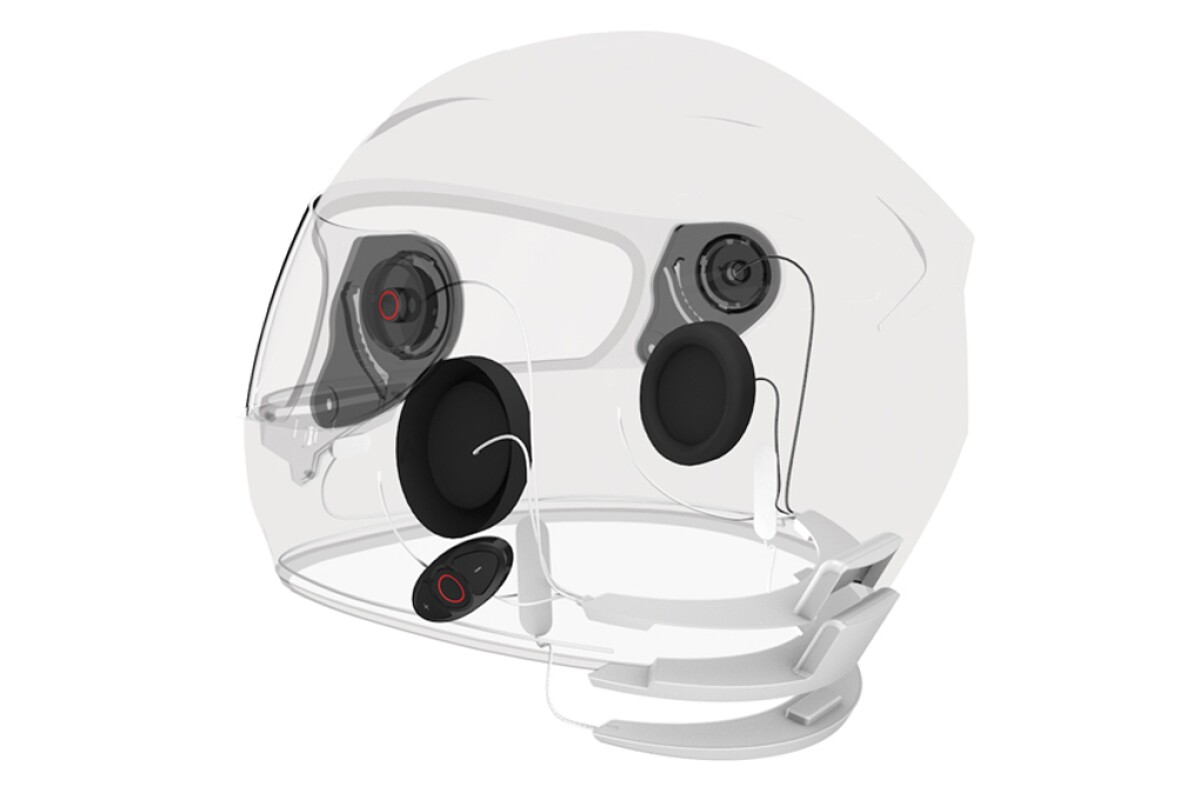 Sena's intelligent motorcycle helmet keeps a lid on unwanted noise