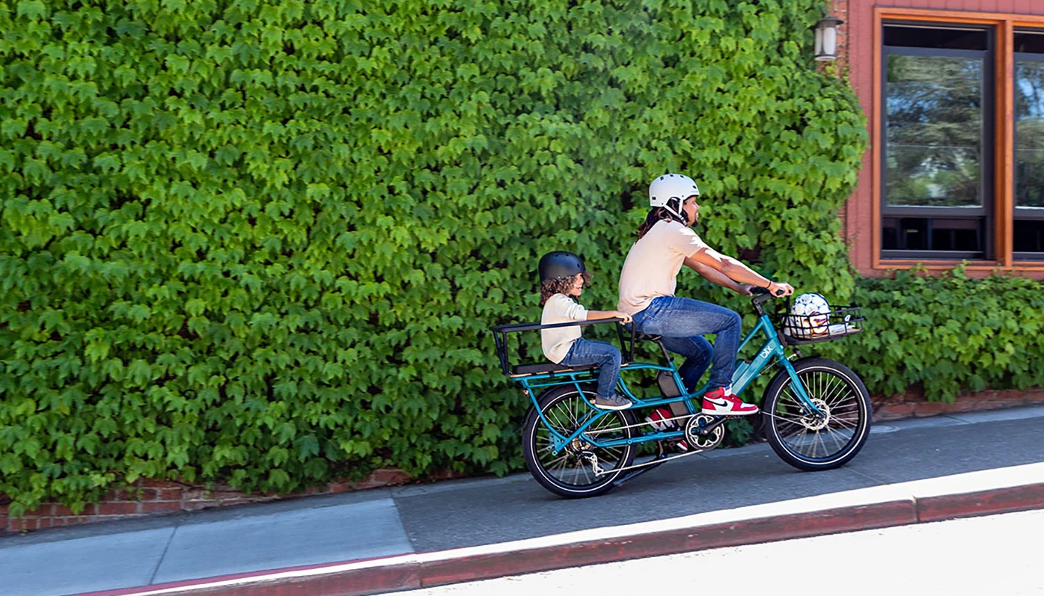 Blix's Packa Genie ebike in action