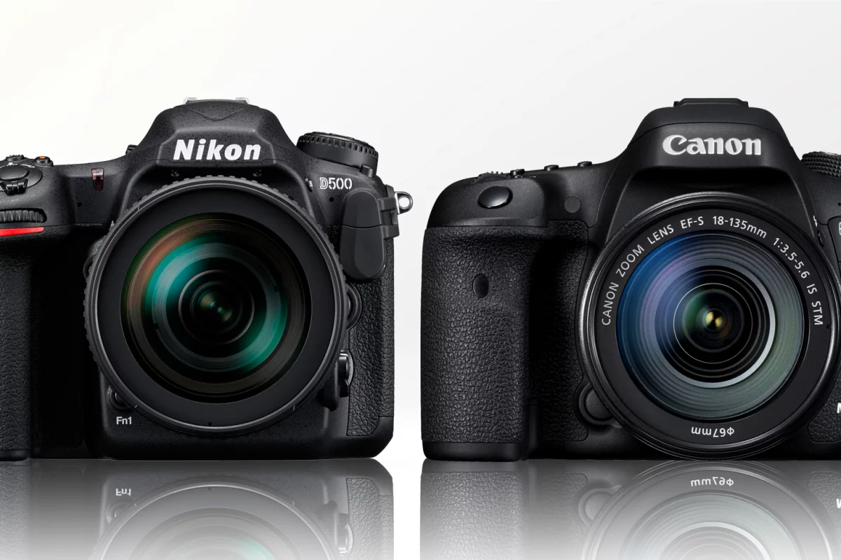 Gizmag compares the specification and key features of the Nikon D500 and Canon 7D Mark II