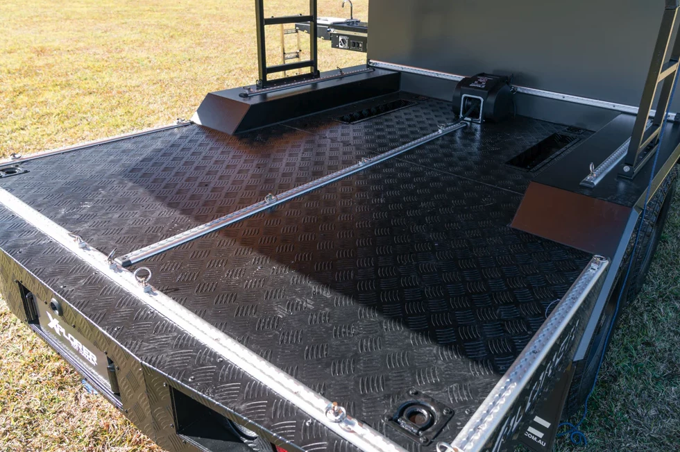 Xplorer Toy Hauler flatbed