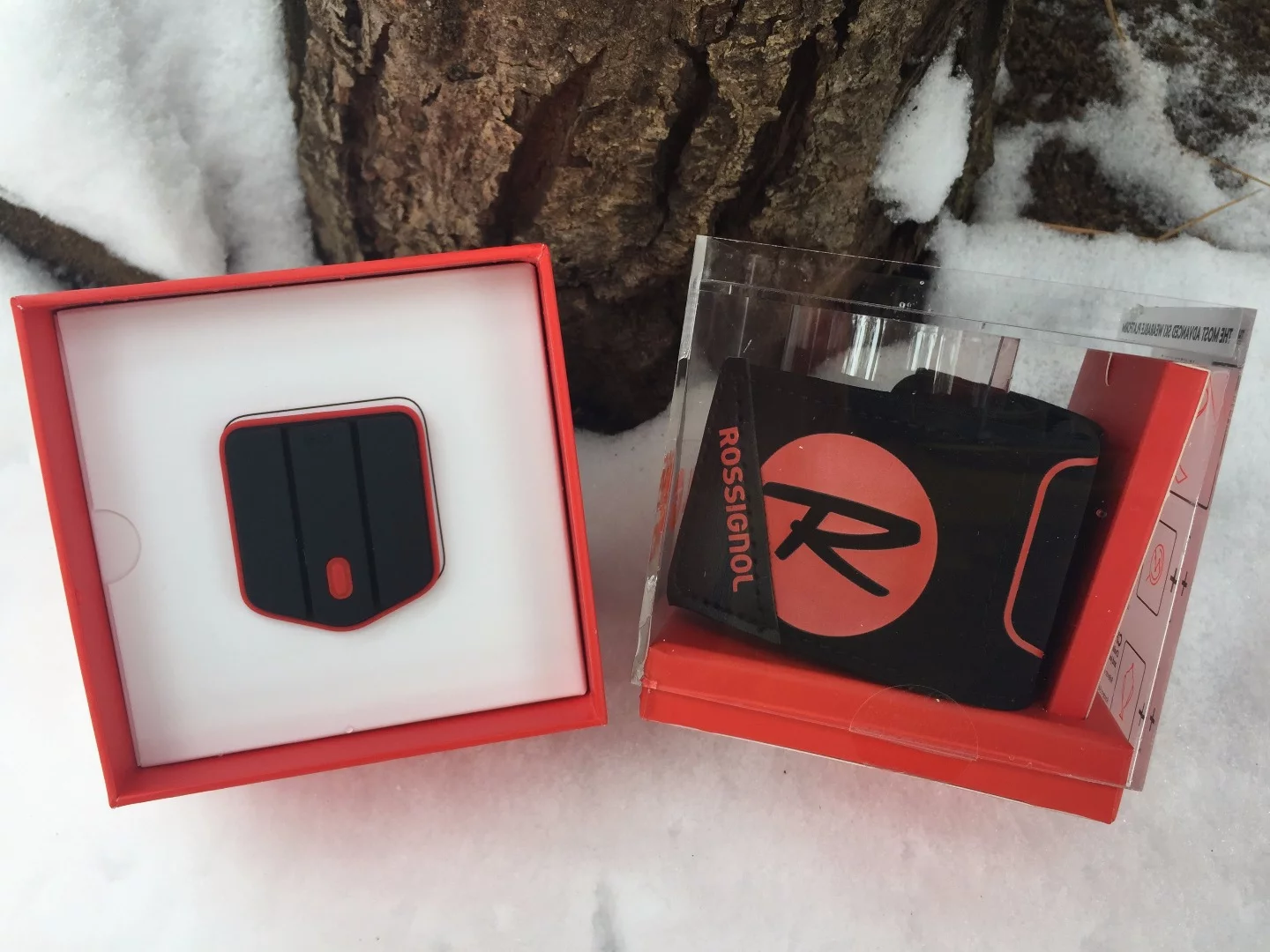 The Piq ski sensor unit and ankle cuff