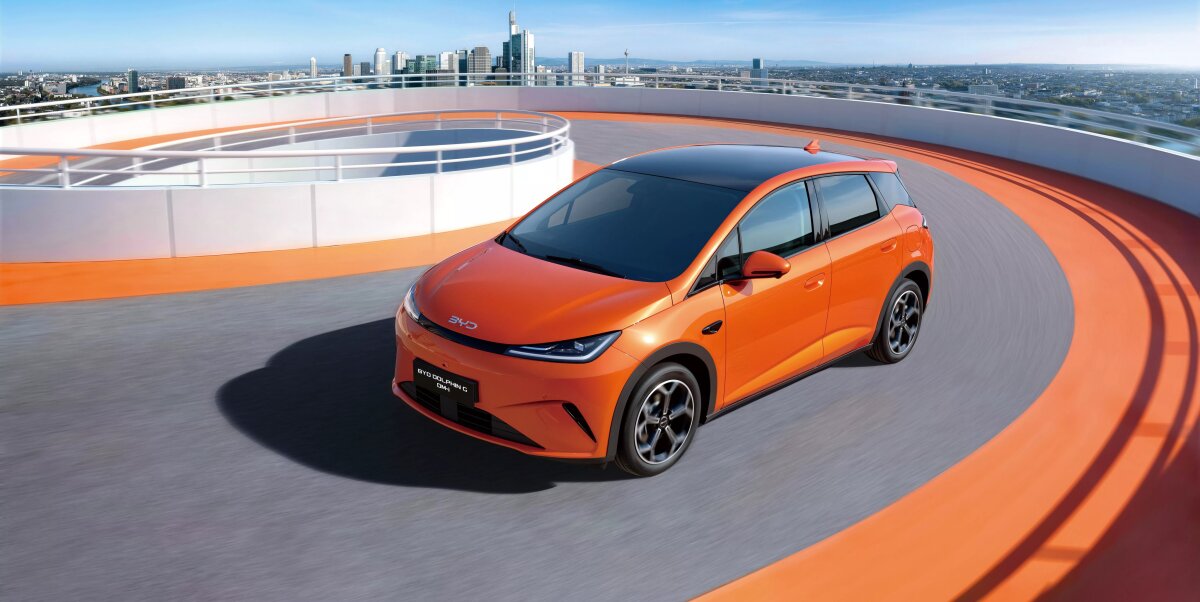 BYD's first purpose-built global plug-in hybrid breaks cover