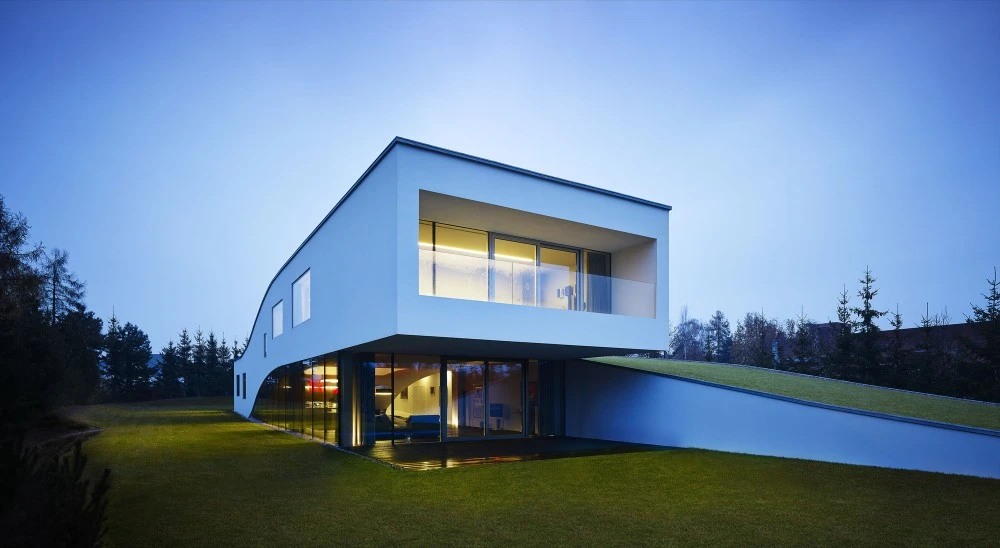 If Poland has its own version of the Dark Knight, then he probably lives here (Photo: Juliusz Sokołowski)