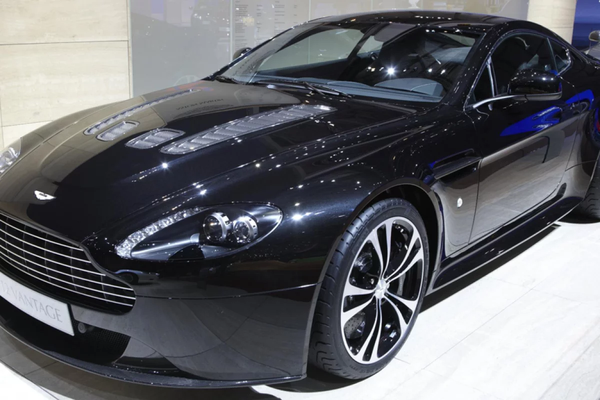 The Aston Martin V12 Vantage Carbon Black Edition
