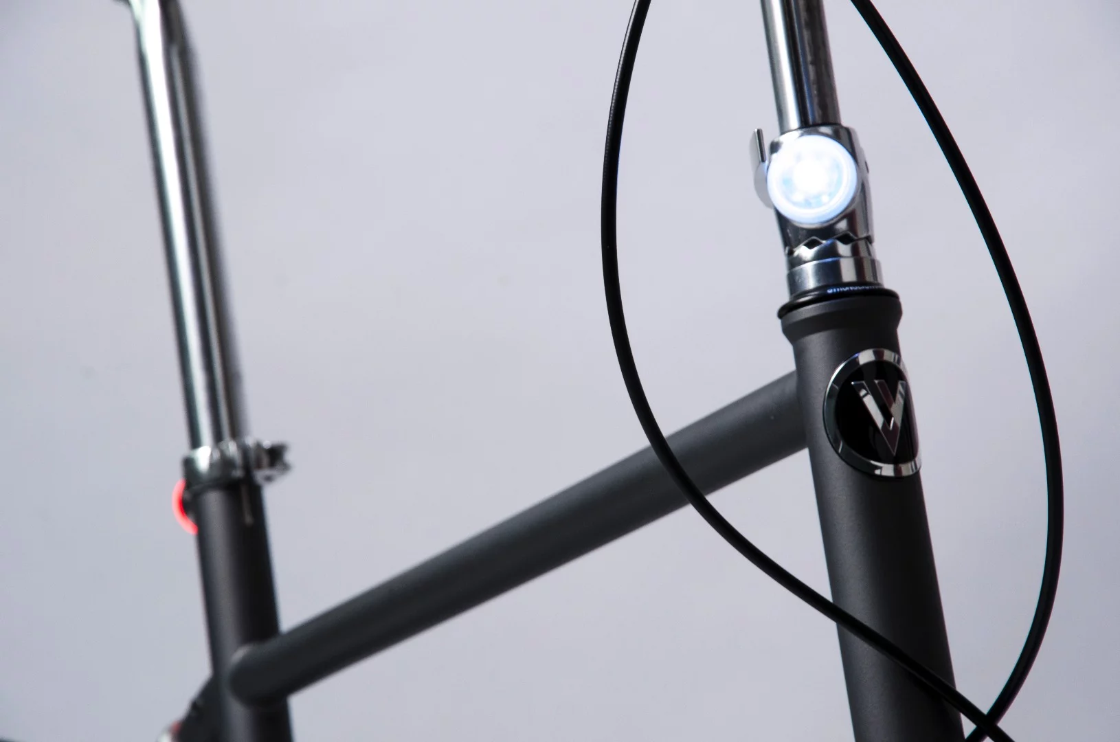 Integrated lighting is available