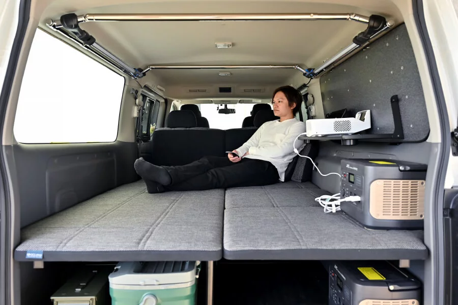 Another interesting feature on the Nissan/OGUshow Workation Concept concept, the left window features an electronic shade that switches the glass between transparent and opaque