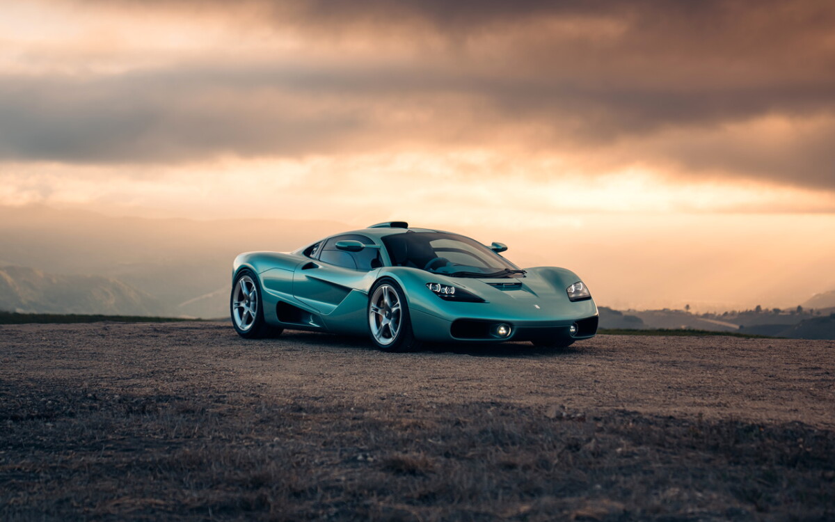 Gordon Murray S1 is a gorgeous V12 supercar from another era