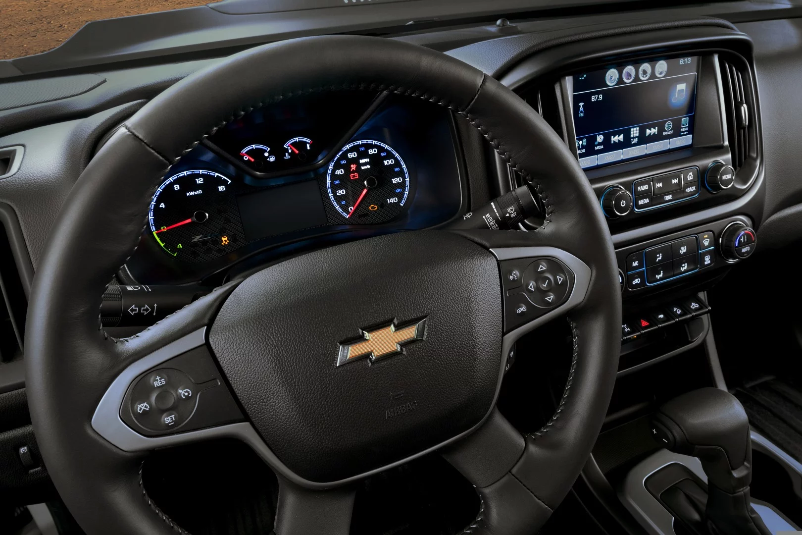 Inside the Chevy Colorado ZH2