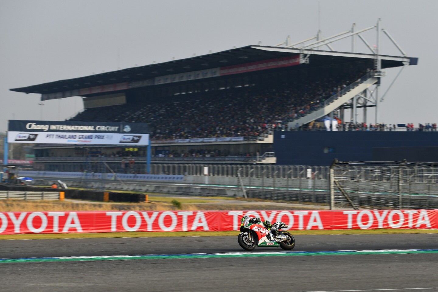 30,000 people turned up to watch the testing on Sunday in Buriram