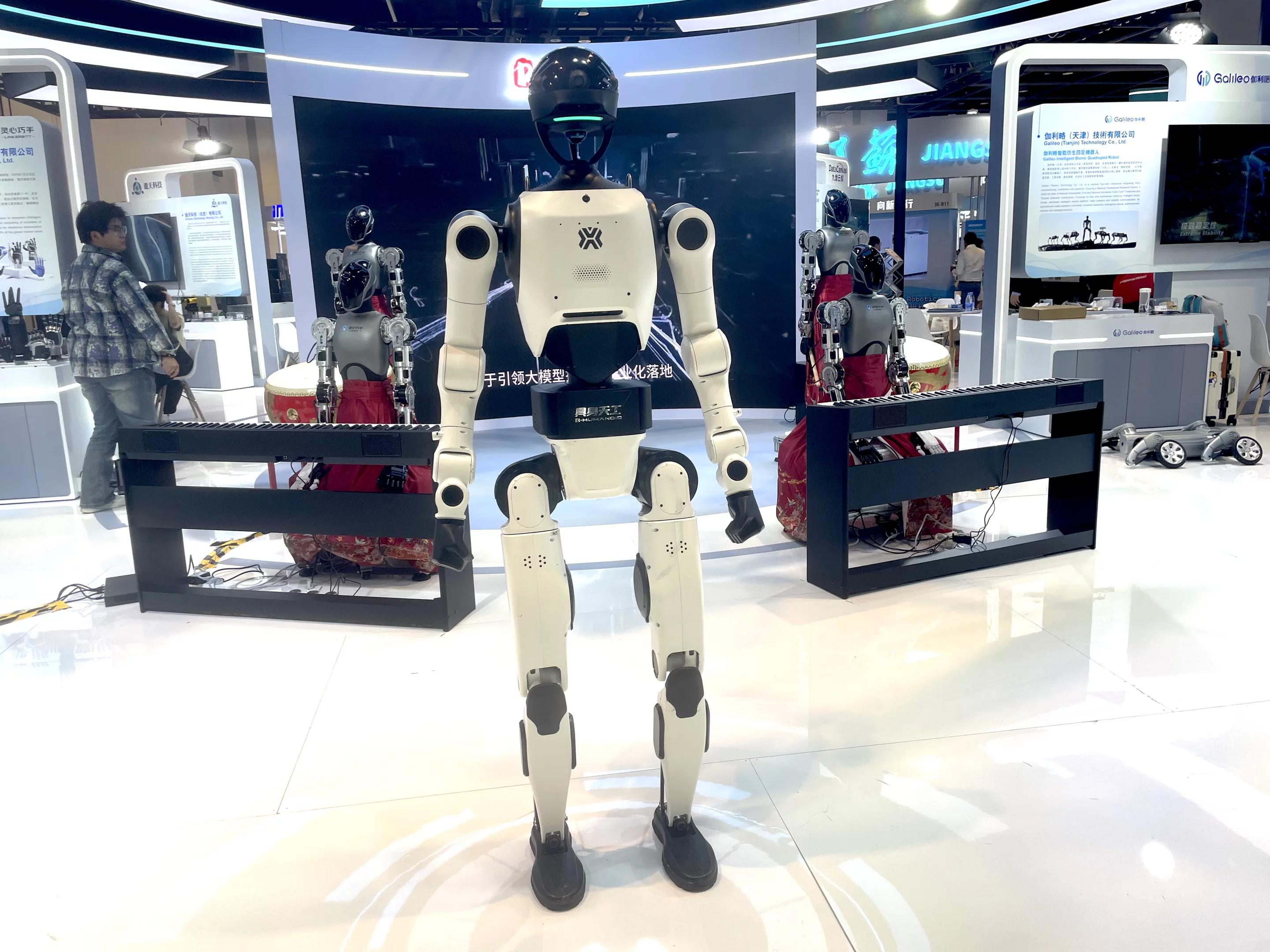 Humanoid – the company – showcased its dancing model in front of the backing band