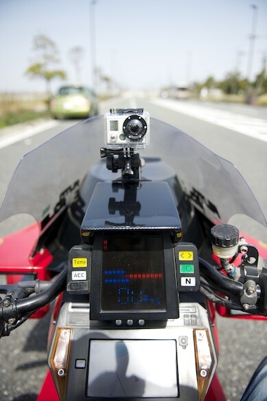 Tejima even went the extra step and implemented a digital dashboard and working GPS navigator
