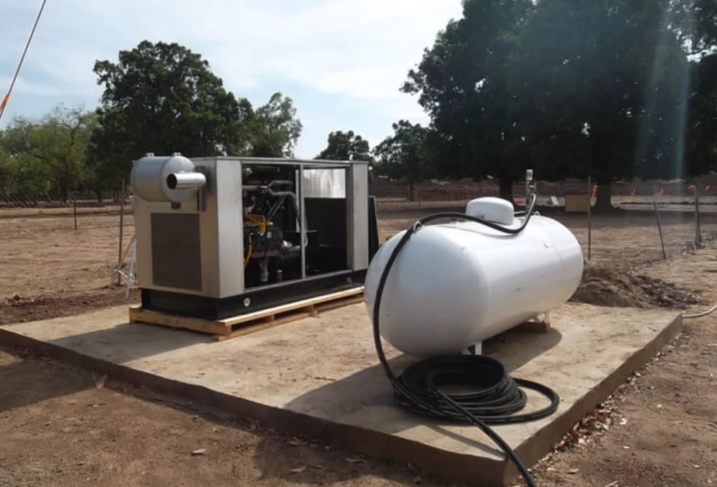 A company called Petroma (now Hydroma) placed the world's first zero-emissions, natural hydrogen-powered generator in Bourakébougou, Mali, back in 2012