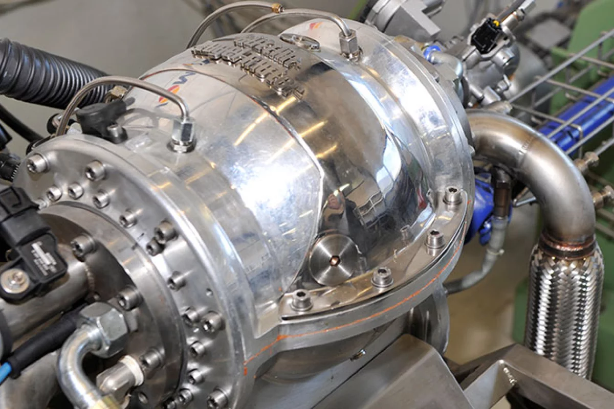 Huttlin kugel motor prototype under testing