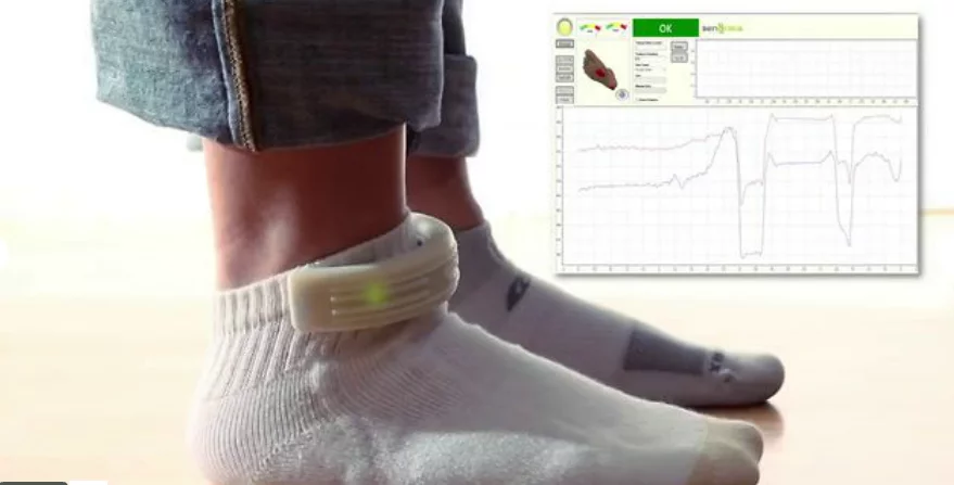 The attachable unit wraps around the ankle and stores data