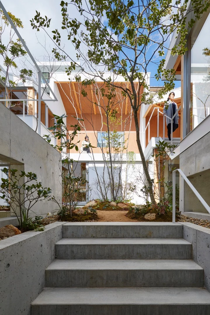 Courtyard of the Loop House