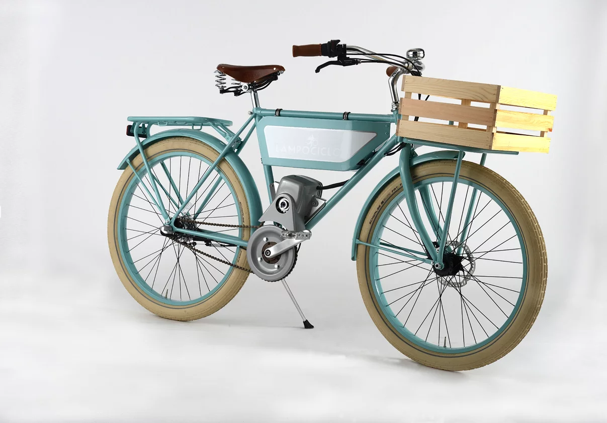 Lampociclos can be outfitted with racks, baskets, saddle bags and more