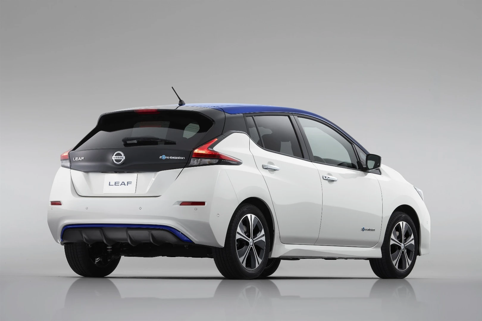 The diffuser on the Leaf helps contribute to a 0.28 Cd