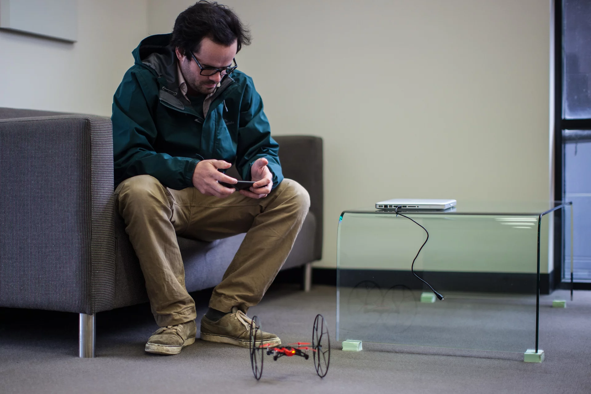 We found that with the large wheels attached the drone was rather stubborn on take off, preferring instead to dart left or right than in a straight upward motion (Photo: Noel McKeegan/Gizmag)
