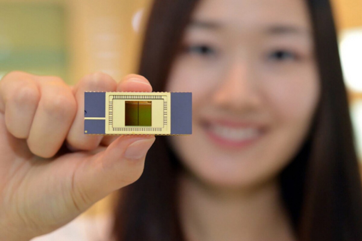 Samsung Moves Into Mass Production Of 3d Flash Memory