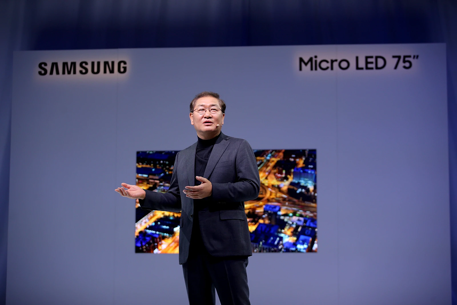 Samsung has unveiled new Micro LED displays at CES 2019