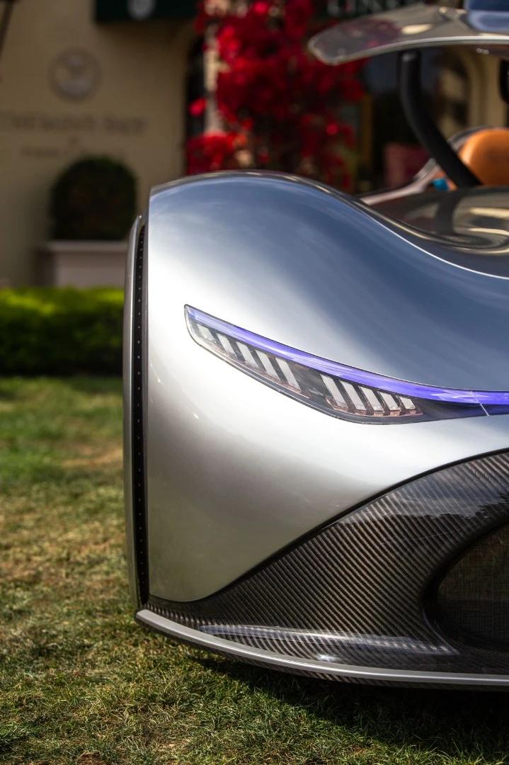 Mercedes-Benz Vision EQ Silver Arrow front detail