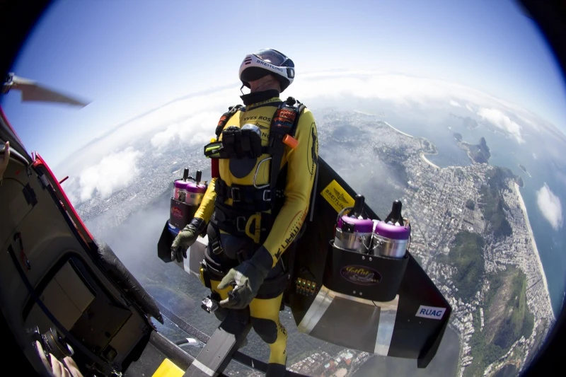 Jetman sets off over Rio (Copyright: Bruno Brokken/Breitling SA, photo via AP Images)
