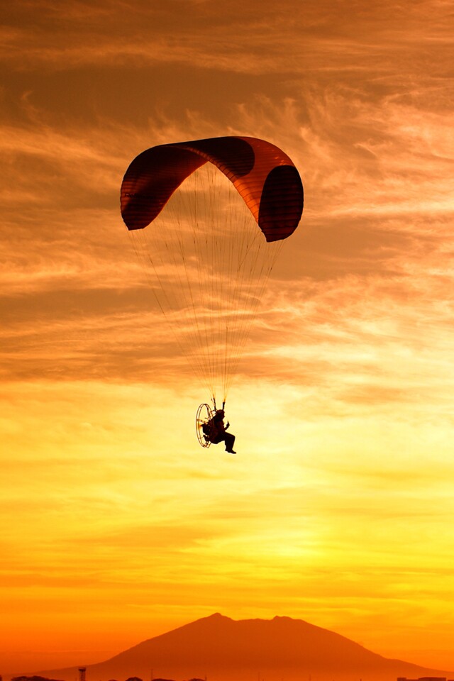 Top 5 image: 'Freeway' by @obra19 (Philippines)