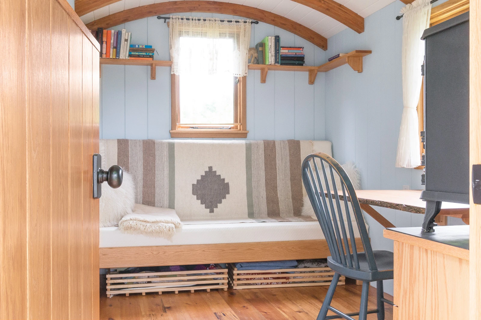 The Shepherd Hut is wired to plug into a battery, generator, or extension cord and it can also optionally operate off-grid (Photo: Güte)