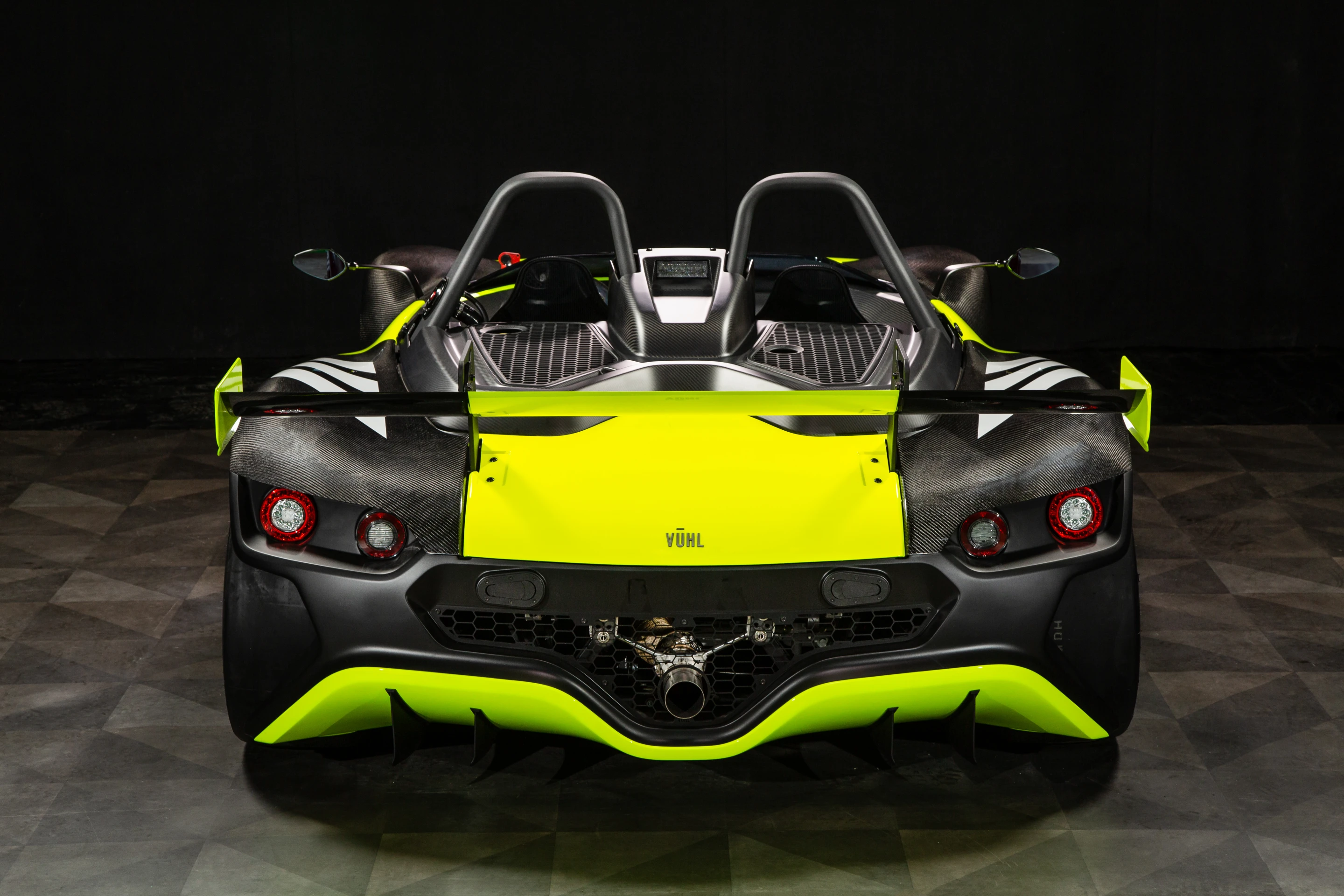 Vuhl 05RR: single, mid-mount exhaust for the 2.3-liter turbo motor