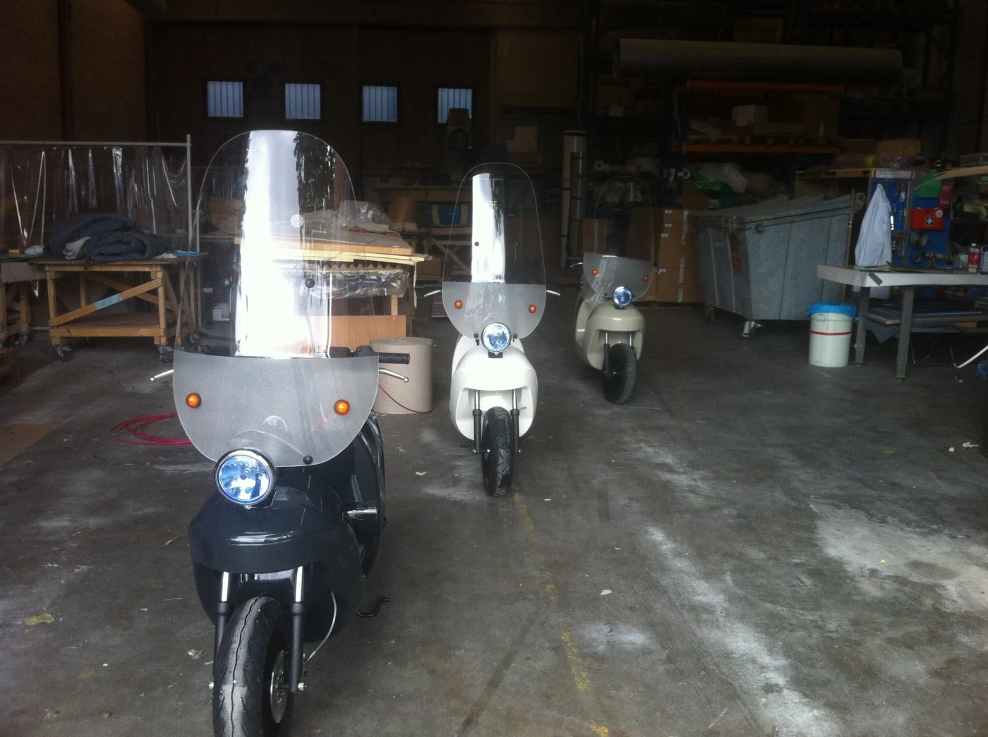 The first Be.e scooters are ready for their public debut (Photo: Van.Eko)