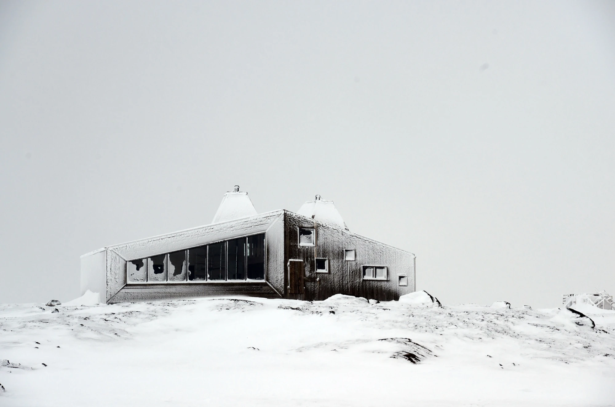 The Rabot Tourist Cabin is one of many official DNT (Norwegian Trekking Association) cabins scattered around the country (Photo: Svein Arne Brygfjeld)