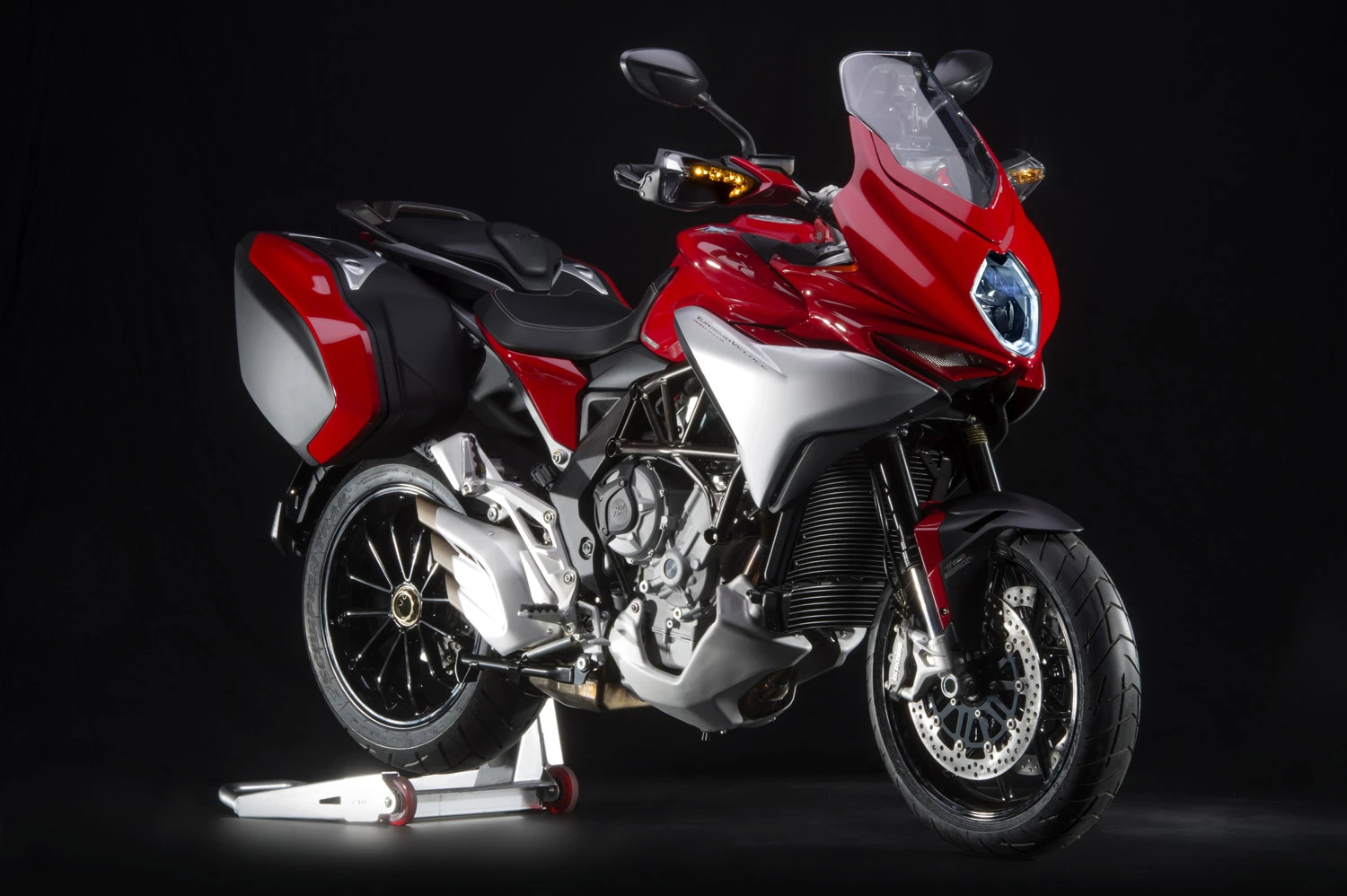 The Turismo Veloce 800 – here in the Lusso version – is about to meet a larger-capacity sibling, according to Giovanni Castiglioni