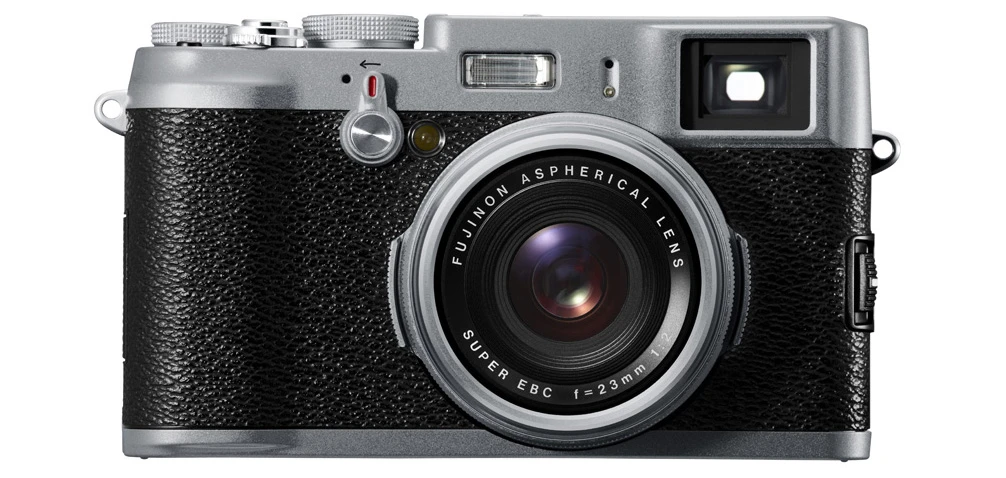 The Fuji X100 also features a hybrid viewfinder, a fast FUJINON 23mm F2 lens and has all the manual controls you would expect from a camera aimed at professional or enthusiast photographers