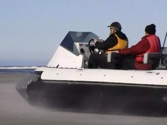 AirRider hovercraft underway