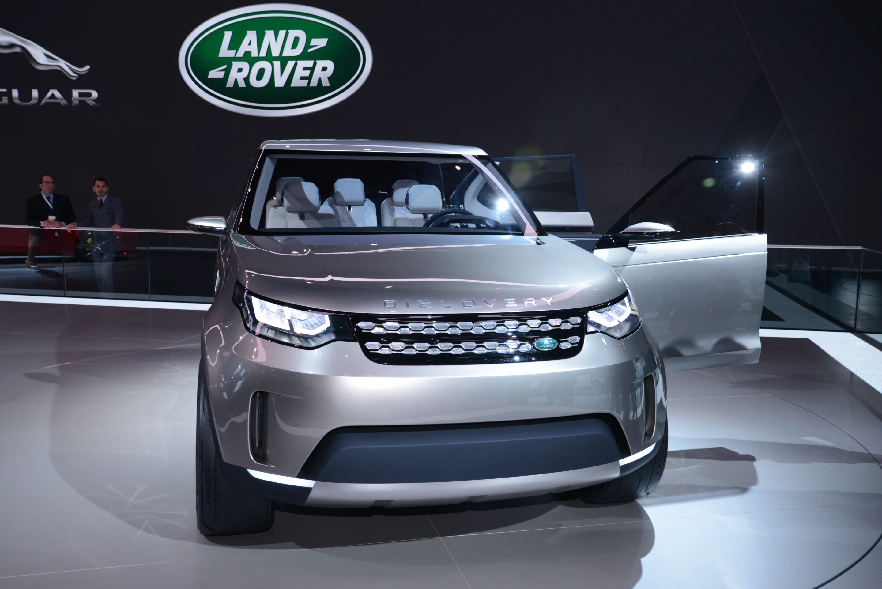 The Land Rover Discovery Vision concept has Wade Aid to determine water depth