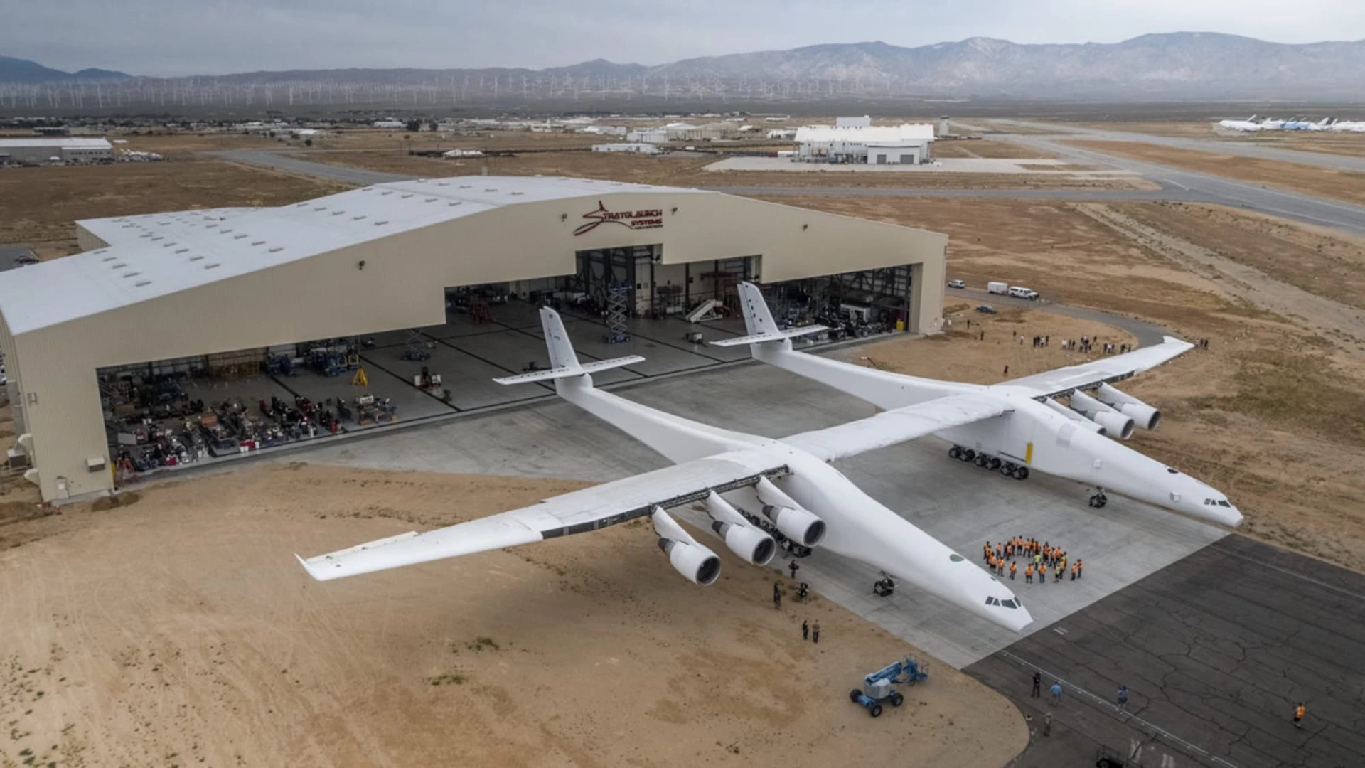The Stratolaunch leaving its hangar for the first time back in June